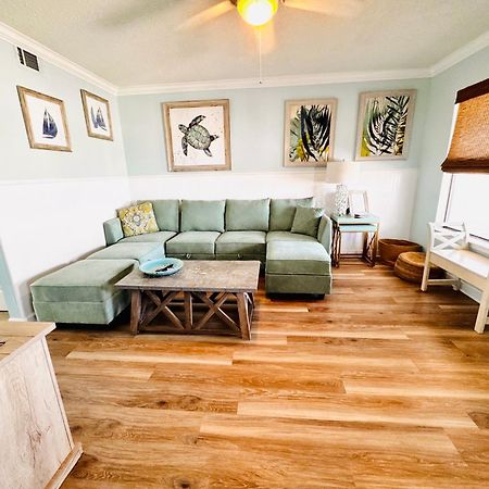Renovated Condo With Pool And Exclusive Beach Access กัลฟ์ชอร์ส ภายนอก รูปภาพ