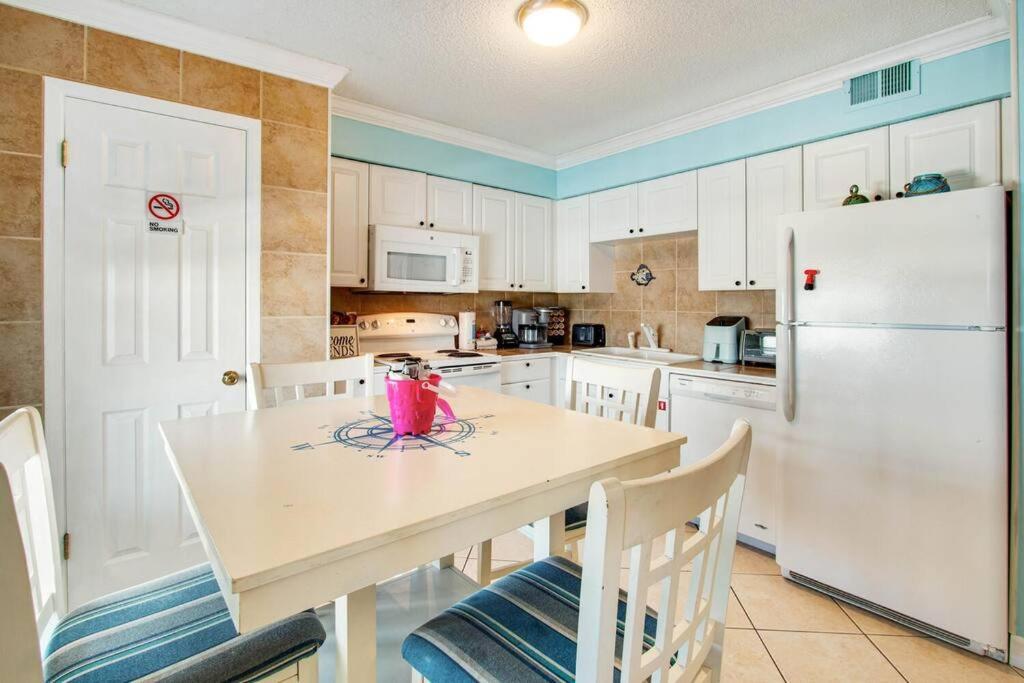 Renovated Condo With Pool And Exclusive Beach Access กัลฟ์ชอร์ส ภายนอก รูปภาพ